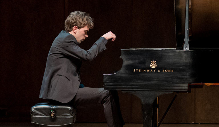 Albert Cano Smit, piano Bach, Fauré