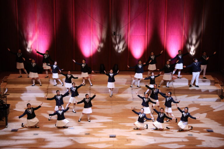 Opéra Junior & Busan Metropolitan Junior Chorus