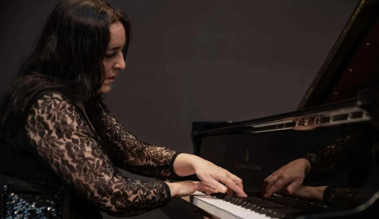 Carine Gutlerner, piano Mozart – Beethoven – Debussy – Franck