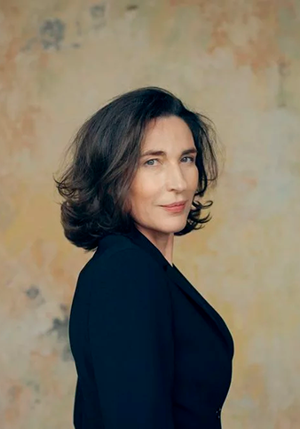VÉRONIQUE GENS