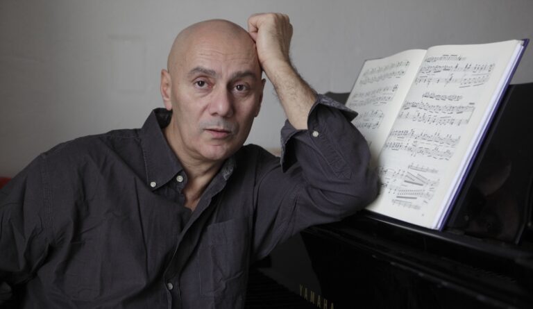 Irakly Avaliani, piano Scarlatti – Schubert – Debussy – Godowsky